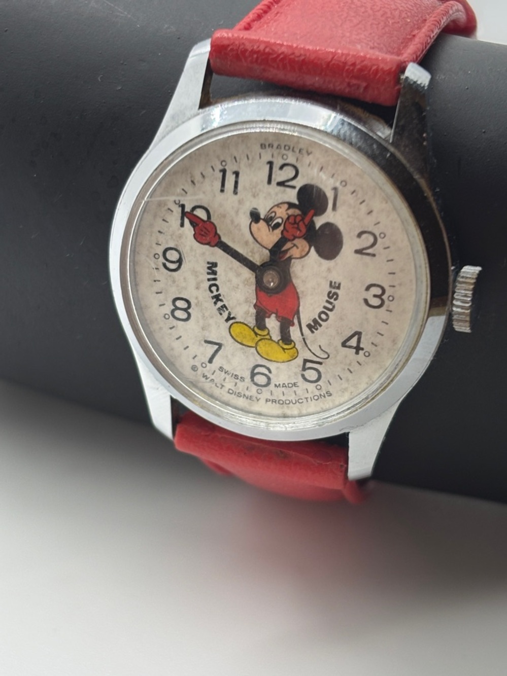 Vintage Bradley Red Mickey Mouse Watch - Picture 11 of 12